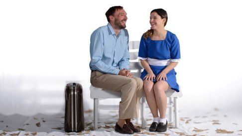 dos obras de teatro locales se estrenan este viernes en el le parc dos obras de teatro locales se estrenan este viernes en el le parc