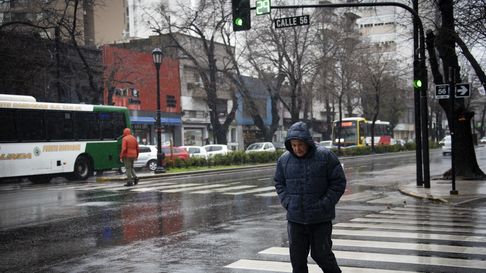 El Servicio Meteorológico Nacional elevó el alerta amarillo por fuertes tormentas en La Plata El Servicio Meteorológico Nacional elevó el alerta amarillo por fuertes tormentas en La Plata