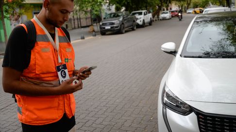 En el Sur, pronto implementarán un nuevo sistema para estacionar. En el Sur, pronto implementarán un nuevo sistema para estacionar.
