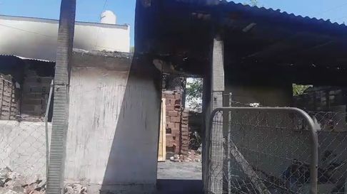 piden ayuda para las victimas de un incendio en los hornos piden ayuda para las victimas de un incendio en los hornos