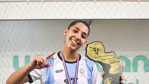 Josefina Carrizo jugará el Sur-Centro de balonmano. Josefina Carrizo jugará el Sur-Centro de balonmano.