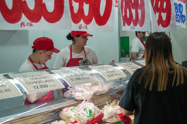 La carne se vende poco en supermercados de Mendoza. La carne se vende poco en supermercados de Mendoza.