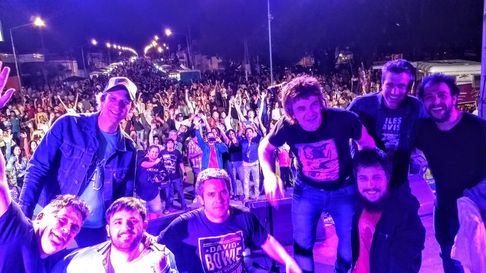 Este año actuará la banda de rock Ella es tan cargosa. Este año actuará la banda de rock Ella es tan cargosa.