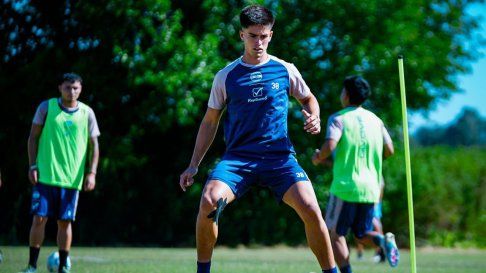 La Reserva de Gimnasia comenzó a entrenarse junto a Ariel Pereyra La Reserva de Gimnasia comenzó a entrenarse junto a Ariel Pereyra