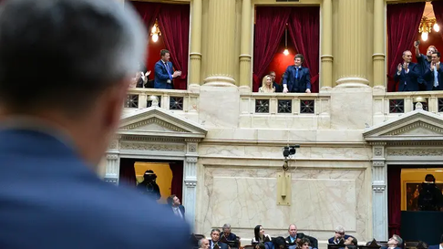 Milei impuso en Diputados un Presupuesto 2026 de ajuste severo en educación. El artículo 30 podría trabar hoy la discusión en el Senado. Milei impuso en Diputados un Presupuesto 2026 de ajuste severo en educación. El artículo 30 podría trabar hoy la discusión en el Senado.