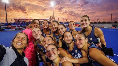 Las Leoncitas, con Luciana Peralta, sacaron su boleto al Mundial de hockey sobre césped. Las Leoncitas, con Luciana Peralta, sacaron su boleto al Mundial de hockey sobre césped.
