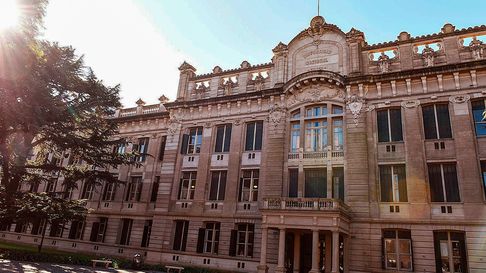 el colegio nacional de la plata celebro sus 140 anos con un emotivo acto el colegio nacional de la plata celebro sus 140 anos con un emotivo acto