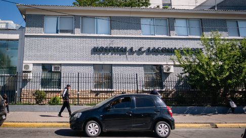 La mujer fue trasladada al Hospital Lagomaggiore La mujer fue trasladada al Hospital Lagomaggiore