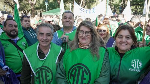 ATE logró suspender provisoriamente el DNU de Milei contra el derecho a huelga. ATE logró suspender provisoriamente el DNU de Milei contra el derecho a huelga.