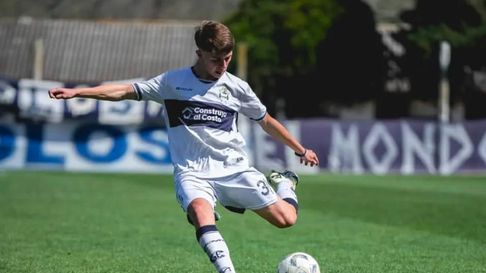 Salvador Fuster, juvenil de Gimnasia, a entrenar con la Selección Argentina Sub 16 Salvador Fuster, juvenil de Gimnasia, a entrenar con la Selección Argentina Sub 16