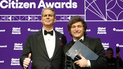 El secretario del Tesoro de Estados Unidos, Scott Bessent junto al presidente argentino, Javier Milei. El secretario del Tesoro de Estados Unidos, Scott Bessent junto al presidente argentino, Javier Milei.