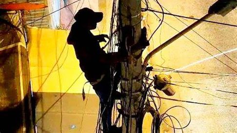 Delincuentes de cables fueron aprehendidos en Malargüe. Delincuentes de cables fueron aprehendidos en Malargüe.