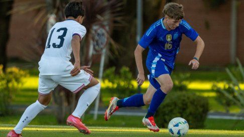 El crédito de Gimnasia, Salvador Fuster, y un buen rendimiento en la Sub 17 El crédito de Gimnasia, Salvador Fuster, y un buen rendimiento en la Sub 17