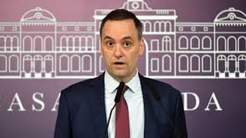 La medida del Gobierno nacional fue anunciada por Manuel Adorni. La medida del Gobierno nacional fue anunciada por Manuel Adorni.