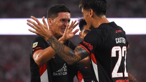estudiantes dio el golpe en el monumental y trepo a la punta del campeonato estudiantes dio el golpe en el monumental y trepo a la punta del campeonato