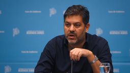 Carlos Bianco afirmó que hoy el gobernador no es candidato a Presidente Carlos Bianco afirmó que hoy el gobernador no es candidato a Presidente