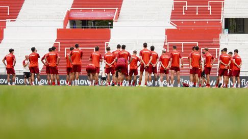 Estudiantes entrenó en el Estadio UNO con vistas al derby del domingo Estudiantes entrenó en el Estadio UNO con vistas al derby del domingo