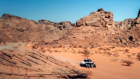 Bruno Jacomy y Lucas Del Río finalizaron séptimos en el Rally Dakar y perdieron un lugar en la general. Bruno Jacomy y Lucas Del Río finalizaron séptimos en el Rally Dakar y perdieron un lugar en la general.
