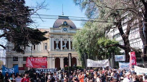 La comunidad de la Universidad Nacional de La Plata en alerta La comunidad de la Universidad Nacional de La Plata en alerta