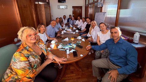 la foto de la union mendocina: ratificacion y futuro en un ano de elecciones la foto de la union mendocina: ratificacion y futuro en un ano de elecciones