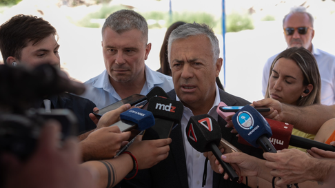 Cornejo dijo que la minería tiene consenso en Mendoza. Cornejo dijo que la minería tiene consenso en Mendoza.