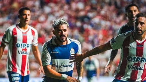 Junior Moreno podría dejar Gimnasia en las próximas horas Junior Moreno podría dejar Gimnasia en las próximas horas