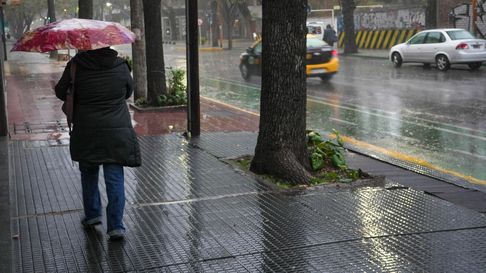 Mendoza bajo alerta por tormentas. Mendoza bajo alerta por tormentas.