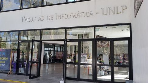 bochazo masivo en la facultad de informatica de la unlp bochazo masivo en la facultad de informatica de la unlp