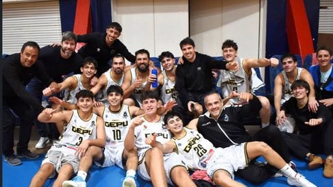 Un equipo histórico del básquet argentino jugará la Superliga de Mendoza. Un equipo histórico del básquet argentino jugará la Superliga de Mendoza.