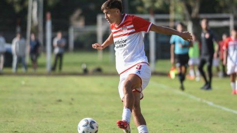 Estudiantes pierde a Pereyra y Eduardo Domínguez deberá decidir quién juega Estudiantes pierde a Pereyra y Eduardo Domínguez deberá decidir quién juega