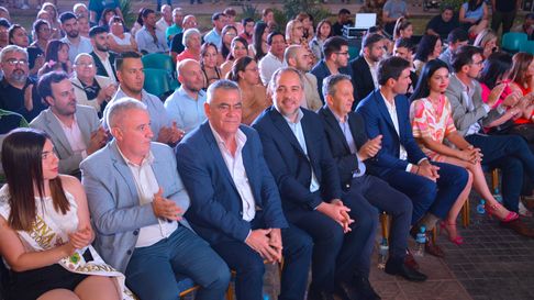 Edgardo González (PJ), Matías Stevanato (Maipú), Celso Jaque (Malargüe), Emir Andraos (Tunuyán) y Flor Destéfanis (Santa Rosa). Edgardo González (PJ), Matías Stevanato (Maipú), Celso Jaque (Malargüe), Emir Andraos (Tunuyán) y Flor Destéfanis (Santa Rosa).