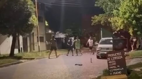 san carlos: defendio a sus perros de los fuegos artificiales con un machete san carlos: defendio a sus perros de los fuegos artificiales con un machete