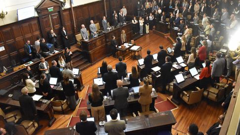 En la Cámara de Diputados hubo juramento de vicepresidentes. En la Cámara de Diputados hubo juramento de vicepresidentes.
