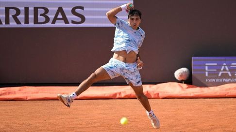 El argentino Burruchaga se despidió del Masters 1000 de Roma. El argentino Burruchaga se despidió del Masters 1000 de Roma.