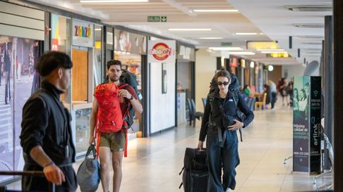 El Emetur asegura que Mendoza recibió más de 68.000 turistas este fin de semana largo. El Emetur asegura que Mendoza recibió más de 68.000 turistas este fin de semana largo.