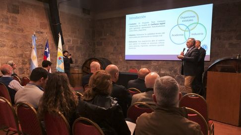 La UNCUYO presentó Paso Centauro, un proyecto digital que busca agilizar trámites en la frontera con Chile mediante la tecnología X-Road. La UNCUYO presentó Paso Centauro, un proyecto digital que busca agilizar trámites en la frontera con Chile mediante la tecnología X-Road.