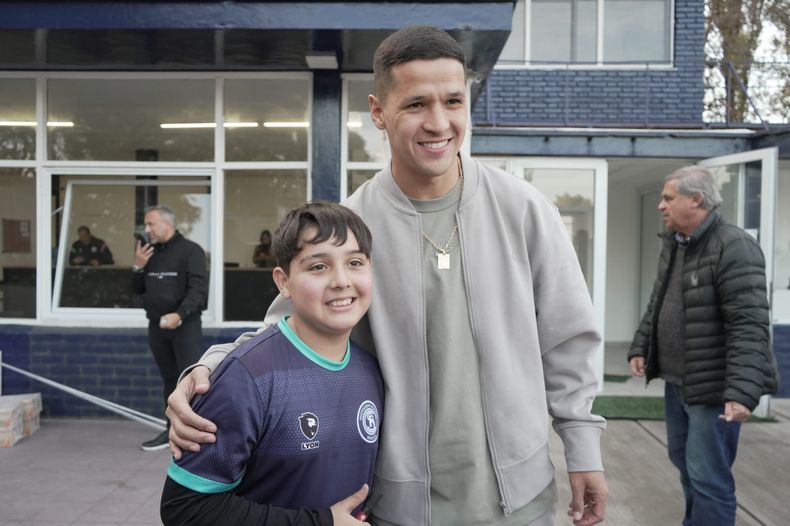 Axel Arce volvió a Independiente Rivadavia. Axel Arce volvió a Independiente Rivadavia.