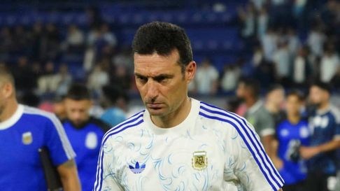 Scaloni espera la evolución de los lesionados para definir la lista del mundial. Scaloni espera la evolución de los lesionados para definir la lista del mundial.