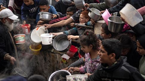 El Papa León XIV pidió atender la problemática que azota a Gaza. El Papa León XIV pidió atender la problemática que azota a Gaza.