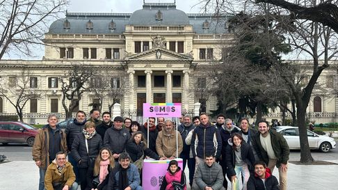 con mesas por la autonomia municipal, somos buenos aires puso primera en la plata con mesas por la autonomia municipal, somos buenos aires puso primera en la plata