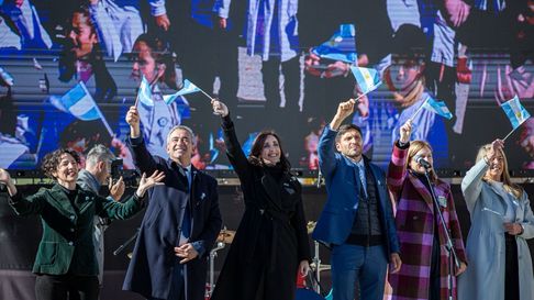 La vicepresidente Victoria Villarruel fue invitada por el gobernador de Santa Fe, Maximiliano Pullaro. La vicepresidente Victoria Villarruel fue invitada por el gobernador de Santa Fe, Maximiliano Pullaro.