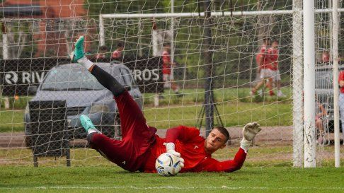 Fabricio Iacovich, la figura de Estudiantes en su excursión por Varela Fabricio Iacovich, la figura de Estudiantes en su excursión por Varela