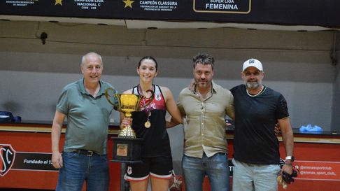 Emilia Gamarra, la MVP de las finales del torneo Clausura de básquet. Emilia Gamarra, la MVP de las finales del torneo Clausura de básquet.