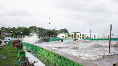 Hay alerta por crecida del Río de La Plata en Berisso Hay alerta por crecida del Río de La Plata en Berisso