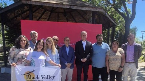 El intendente sureño aprovechó para generar lazos comerciales. El intendente sureño aprovechó para generar lazos comerciales.