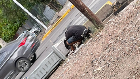 Un hombre fue sorprendido en la vía pública mientras cortaba cables con el fin de robarlos. Un hombre fue sorprendido en la vía pública mientras cortaba cables con el fin de robarlos.