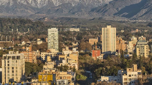 La Ciudad de Mendoza lidera el crecimiento urbano de superficie en términos absolutos según un informe. La Ciudad de Mendoza lidera el crecimiento urbano de superficie en términos absolutos según un informe.