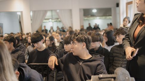 Uno de lso consejos más importantes es pensar antes de publicar: Todo lo subido puede ser capturado, compartido o malinterpretado, incluso si es borrado después. Uno de lso consejos más importantes es pensar antes de publicar: Todo lo subido puede ser capturado, compartido o malinterpretado, incluso si es borrado después.