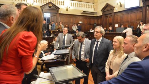 El Senado definió a sus autoridades. El Senado definió a sus autoridades.