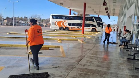 brutal asalto a una docente dentro de la terminal de micros de san rafael brutal asalto a una docente dentro de la terminal de micros de san rafael